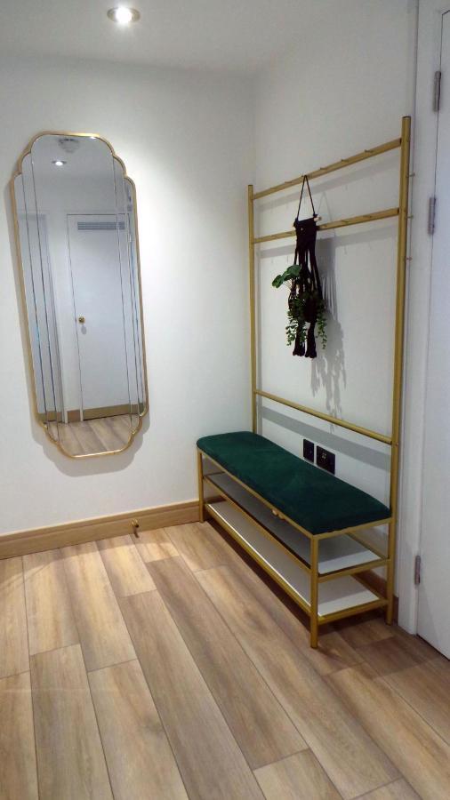 Luxury 1 Bedroom Duplex With Free Parking Plymouth Esterno foto