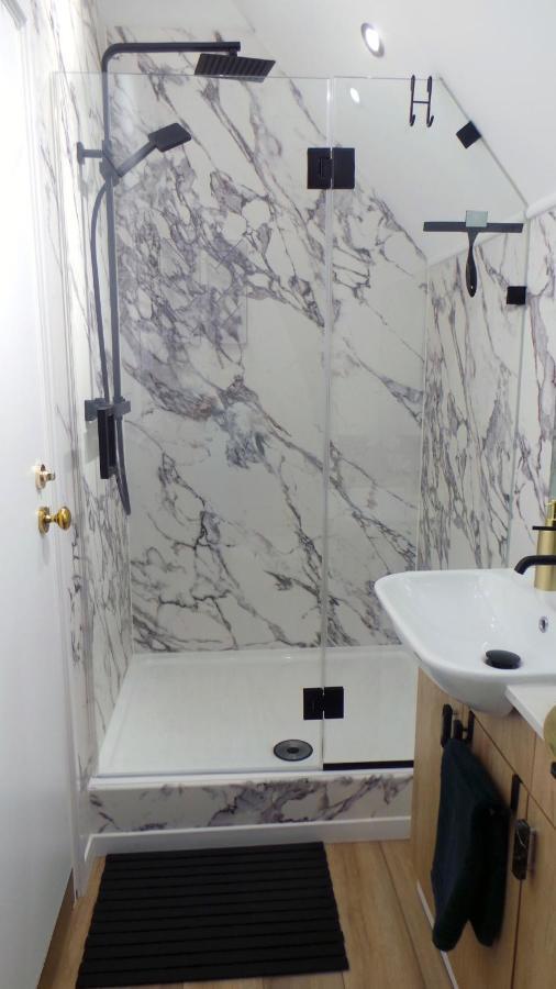 Luxury 1 Bedroom Duplex With Free Parking Plymouth Esterno foto